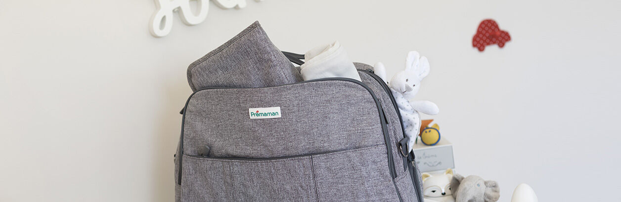 Bébés : voici les indispensables à avoir dans une valise de maternité