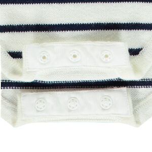 Barboteuse en tricot rayé et manches volantées pour bébé fille 