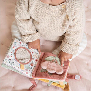 Livre d’activités 1er âge pour poussette - Fairy Garden 
