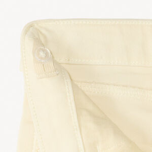 Short en jean avec détails brodés et ceinture à nouer pour fille  