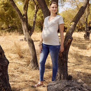 T-shirt de grossesse et d'allaitement manches courtes à col croisé 