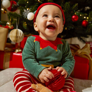 Ensemble ludique dors-bien lutin de Noël + bonnet en velours pour bébé 