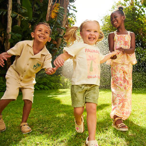 Ensemble 2 pièces t-shirt + short motifs palmiers pour bébé fille 