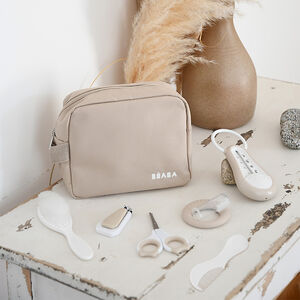 Trousse de toilette avec 7 accessoires terre d'argile 