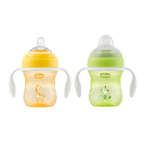 Tasse de transition 200 ml 4M+ (coloris aléatoire) 