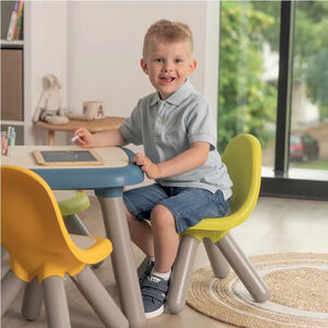 Chaise pour enfant en plastique vert 