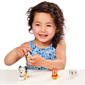 Set de 4 figurines Bluey et ses copains d'école 