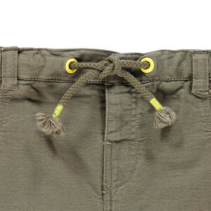 Bermuda en toile à poches  