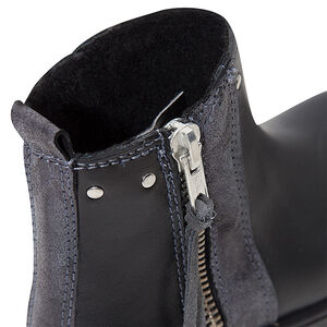 Bottillons en cuir avec zip et rivets 
