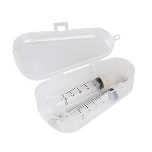 Set mouche bébé 2 seringues + goupillon + boîte de rangement 