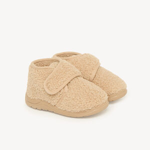 Chaussons bottillons bébé en bouclette à fermeture velcro 