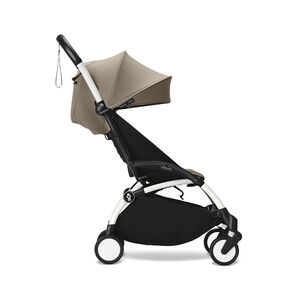Poussette Stokke® YOYO³ à partir de 6 mois - cadre blanc/taupe 