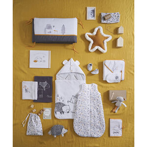 Lot de 2 bavoirs forme bandana imprimés thème forêt 