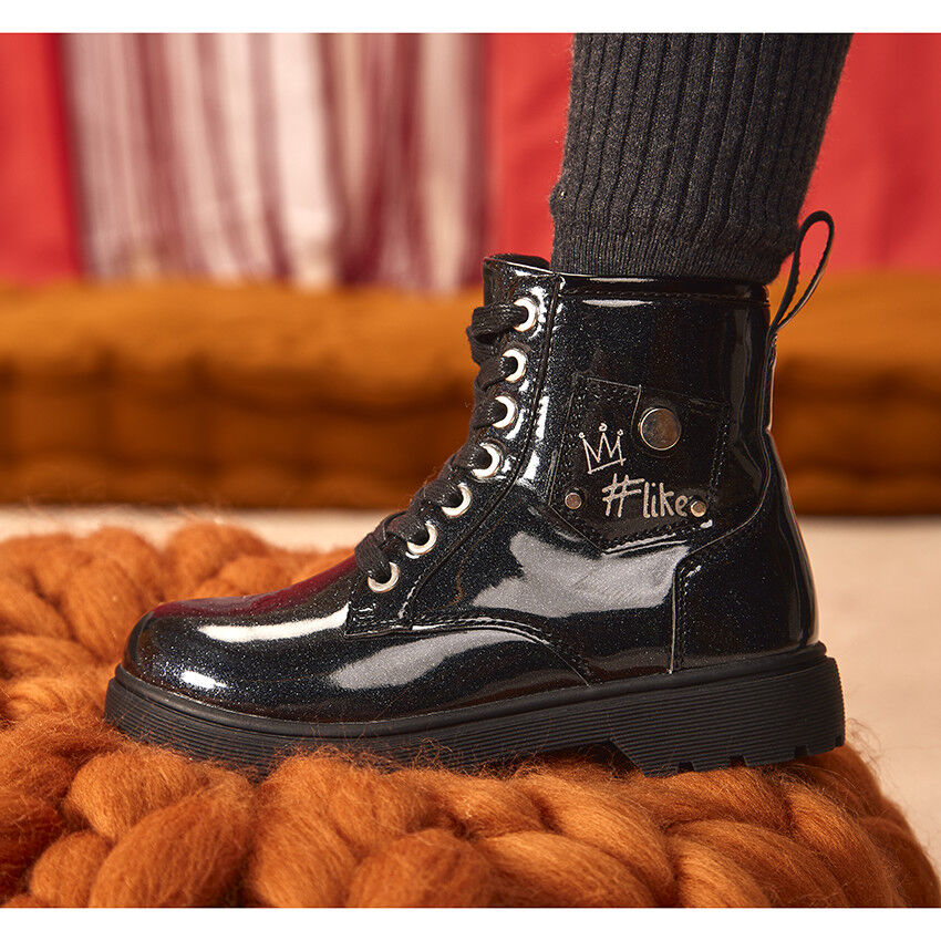 Botte sales de fille