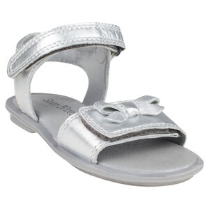 Nu-pieds argentés en cuir à double scratch et noeud du 24 au 27 