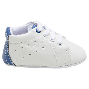 Baskets basses souples effet cuir à lacets 