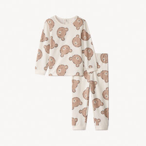 Pyjama 2 pièces imprimé oursons pour bébé avec finitions différentes selon l'âge 