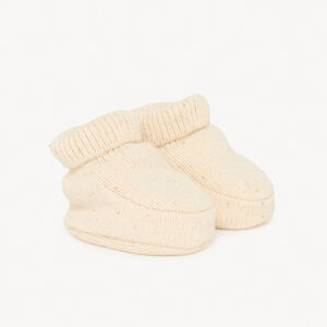 Chaussons en tricot effet neps pour bébé 