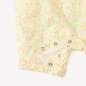 Combinaison courte à manches volantées imprimé fleuri pour bébé fille  