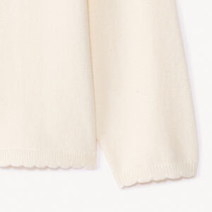 Gilet en tricot uni festonné pour bébé fille 