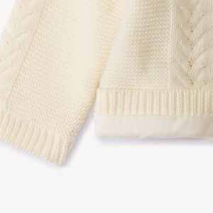 Gilet en tricot torsadé et doublé jersey pour bébé 