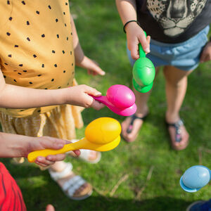 Jeu d'équilibre la course à l'œuf  