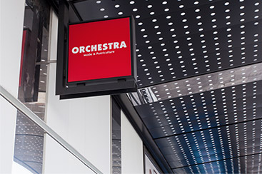 560 magasins Orchestra dans 40 pays