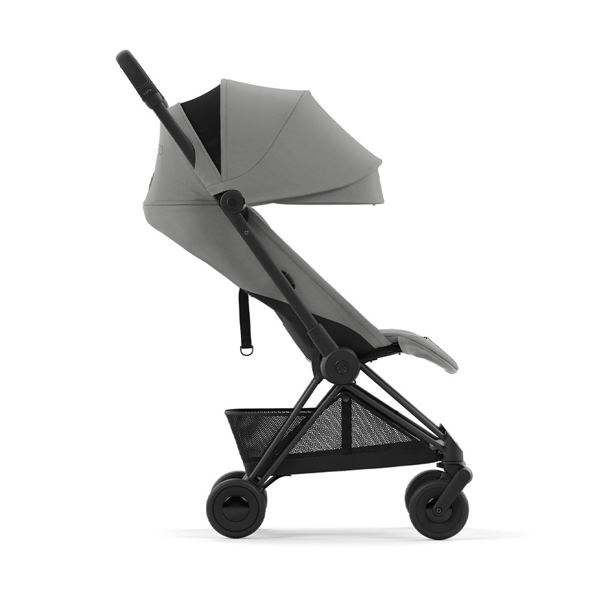 Poussette ultra-compacte Coya matt black/mirage grey 