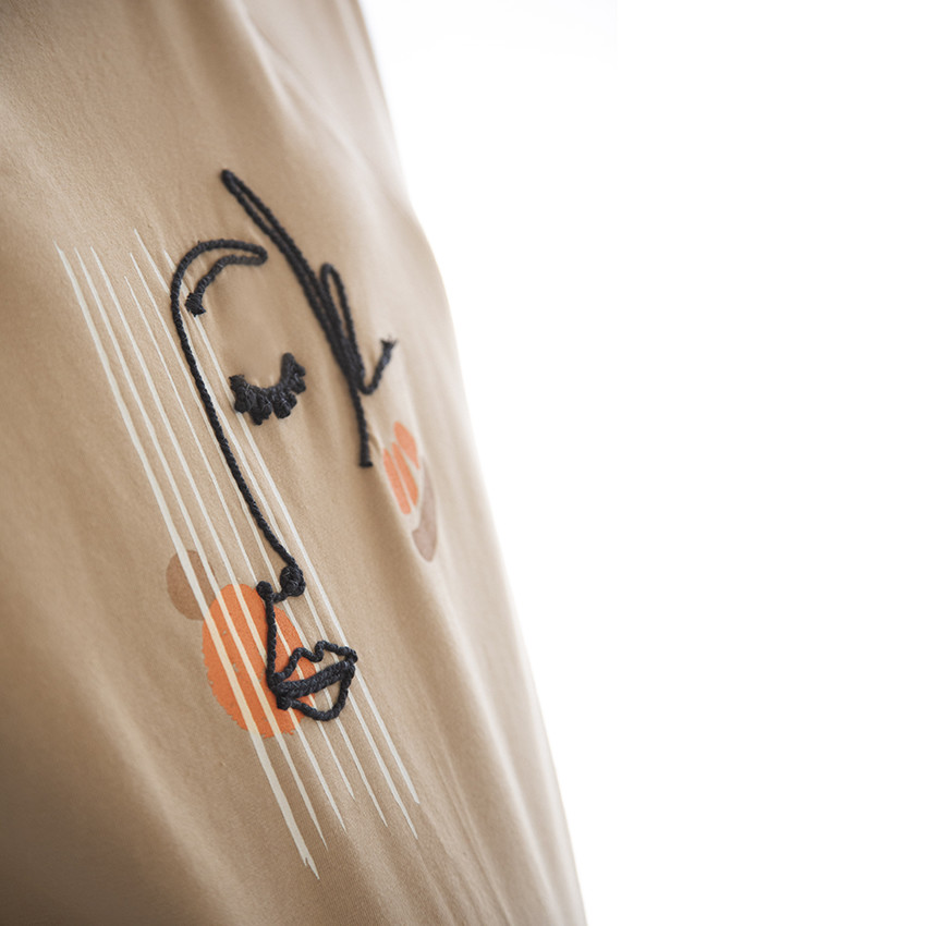 T-shirt manches courtes avec zip pour allaitement 