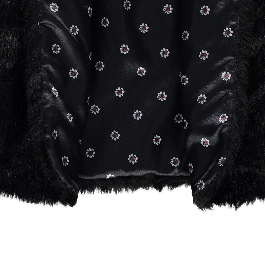 Veste noire en fausse fourrure 
