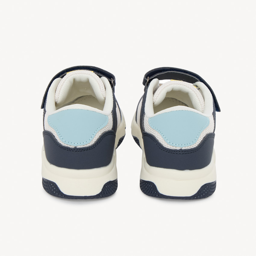 Baskets de sport scratchées en mesh pour garçon 