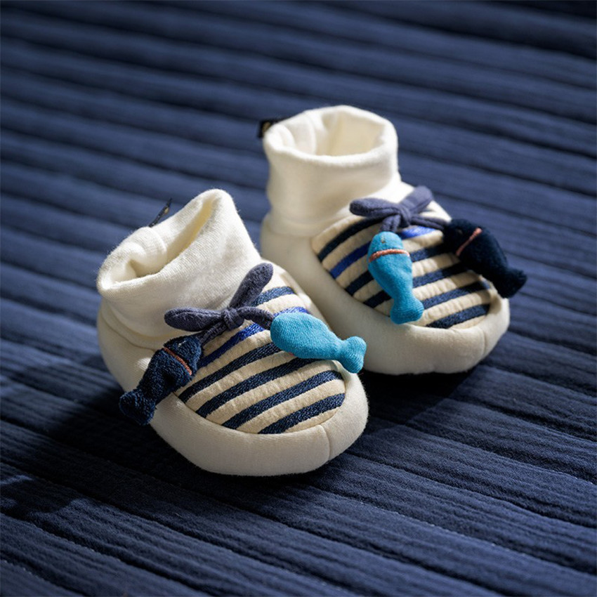 Chaussons 0-6M avec petits poissons Baby Sailor 