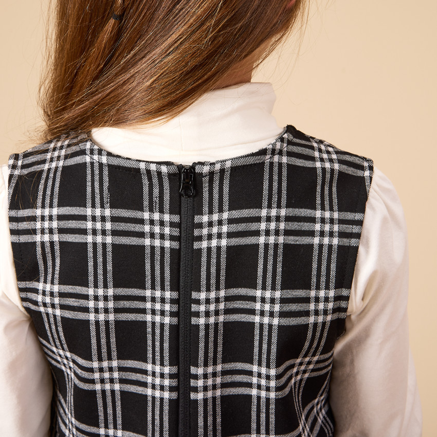 Robe sans manches à carreaux et pattes décoratives pour fille  