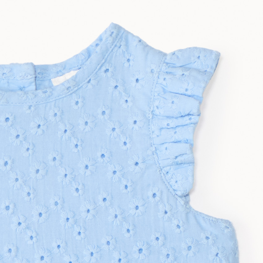 Barboteuse en broderie manches volantées pour bébé fille 