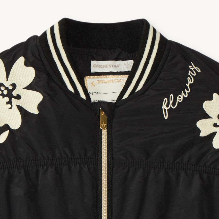 Veste fille en popeline brodée avec des fleurs 