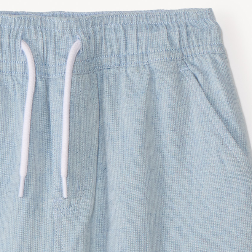 Short style cargo en toile unie pour garçon 
