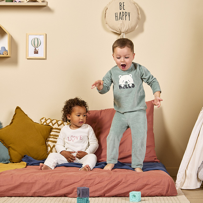 Ensemble 2 pièces en velours et print fantaisie pour bébé garçon 