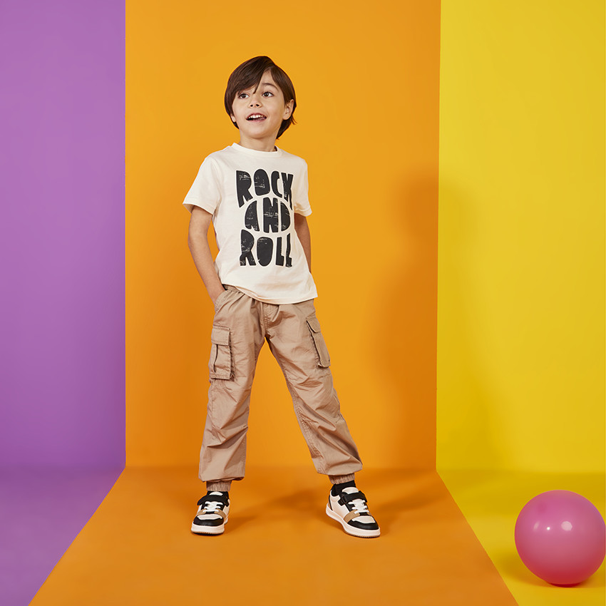 Pantalon cargo style parachute à poches pour garçon 
