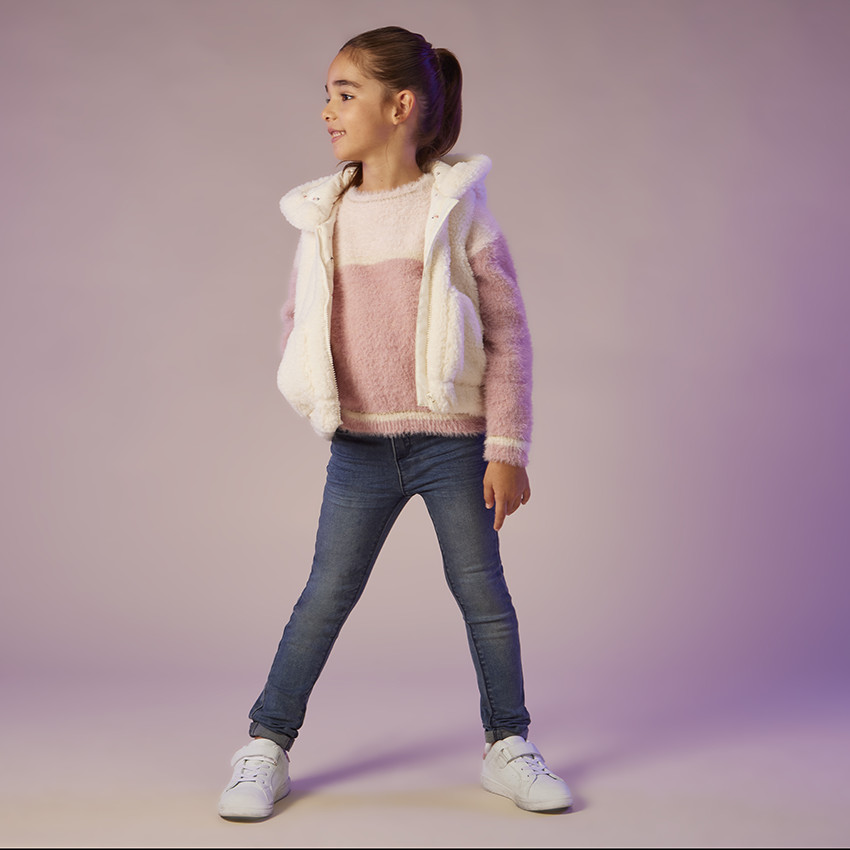 Pull en tricot effet fourrure et color block pour fille 