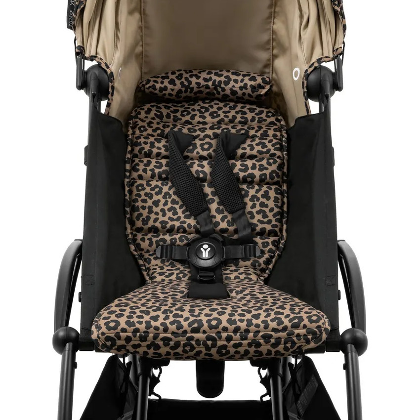 Poussette Stokke® YOYO³ à partir de 6 mois - cadre noir/léopard 