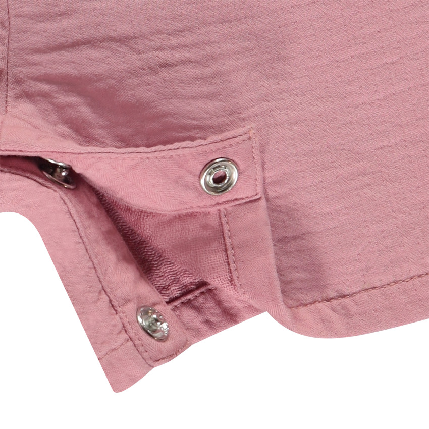 Salopette courte avec volants pour bébé fille 