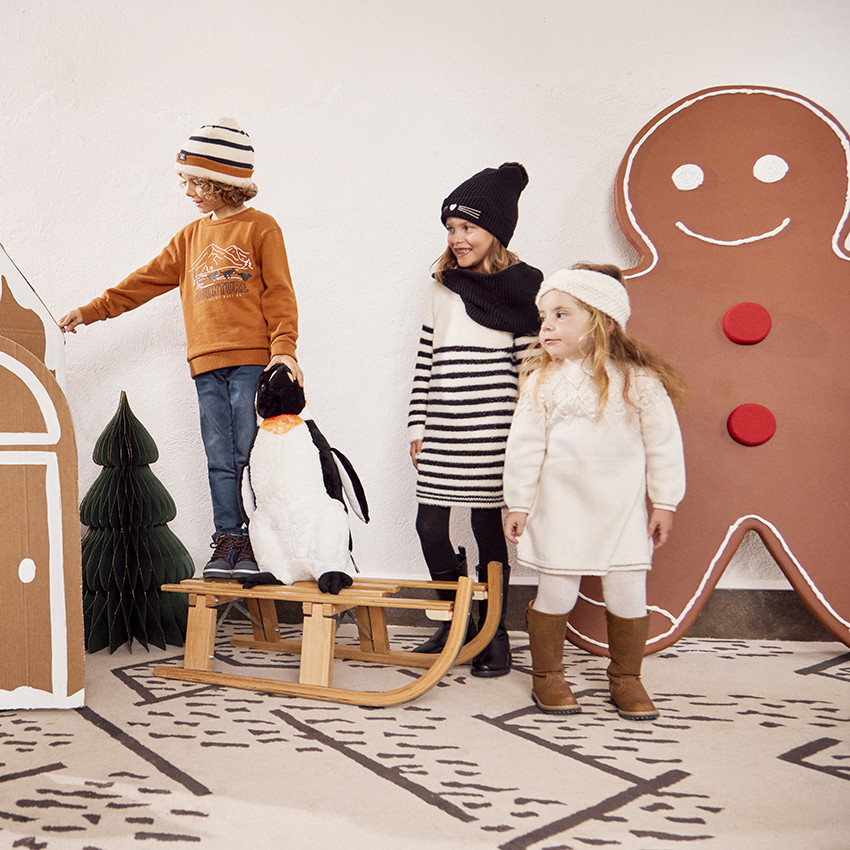 Robe effet fourrure en tricot côtelé et rayé pour fille 