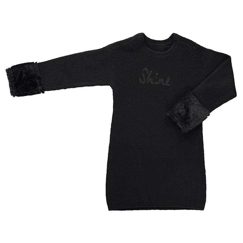 Robe manches longues en tricot avec fausse fourrure 