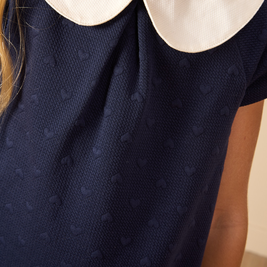 Robe manches courtes avec cœurs en relief et col claudine pour fille  