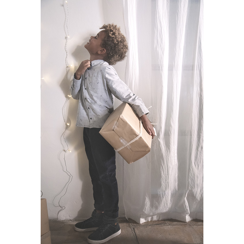 Chemise manches longues imprimée avec noeud papillon amovible 