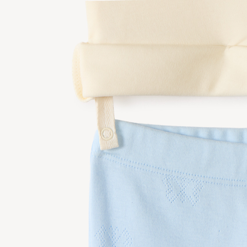 Set de pyjama 2 pièces t-shirt + pantalon print fleurs pour bébé fille (finitions différentes selon l'âge) 