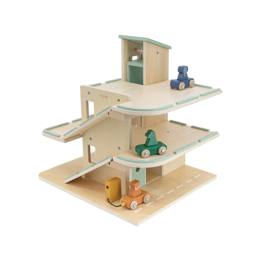 Garage en bois avec accessoires 