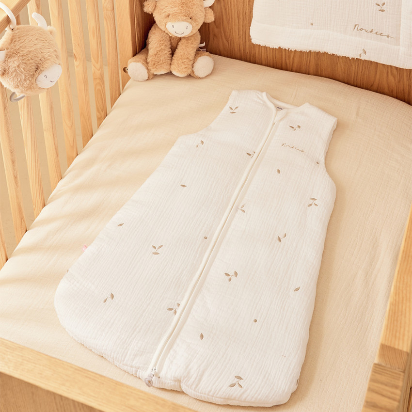 Gigoteuse sans manches 50cm TOG 2 en mousseline brodée blanc 