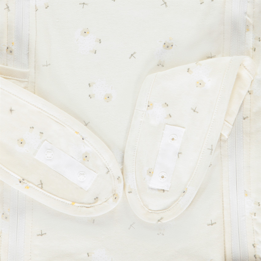 Nid d'ange à capuche avec oreilles décorative "La Vie à la Ferme" 