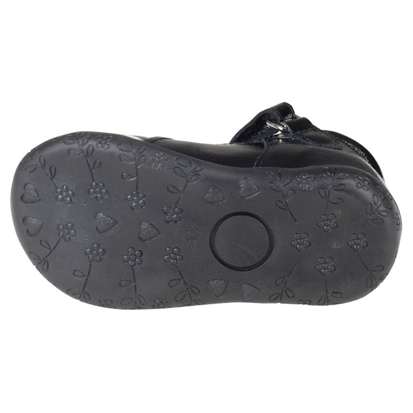 Babies noires en cuir vernis avec neoud et imprimé léopard 